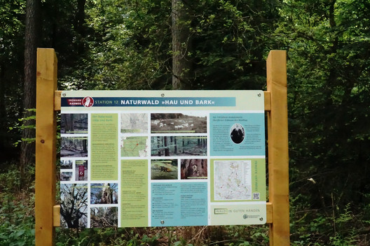 Infotafel am Erdmannradweg