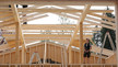 Massivholzverwendung hängt an der Baukonjunktur – klassischer Dachstuhl